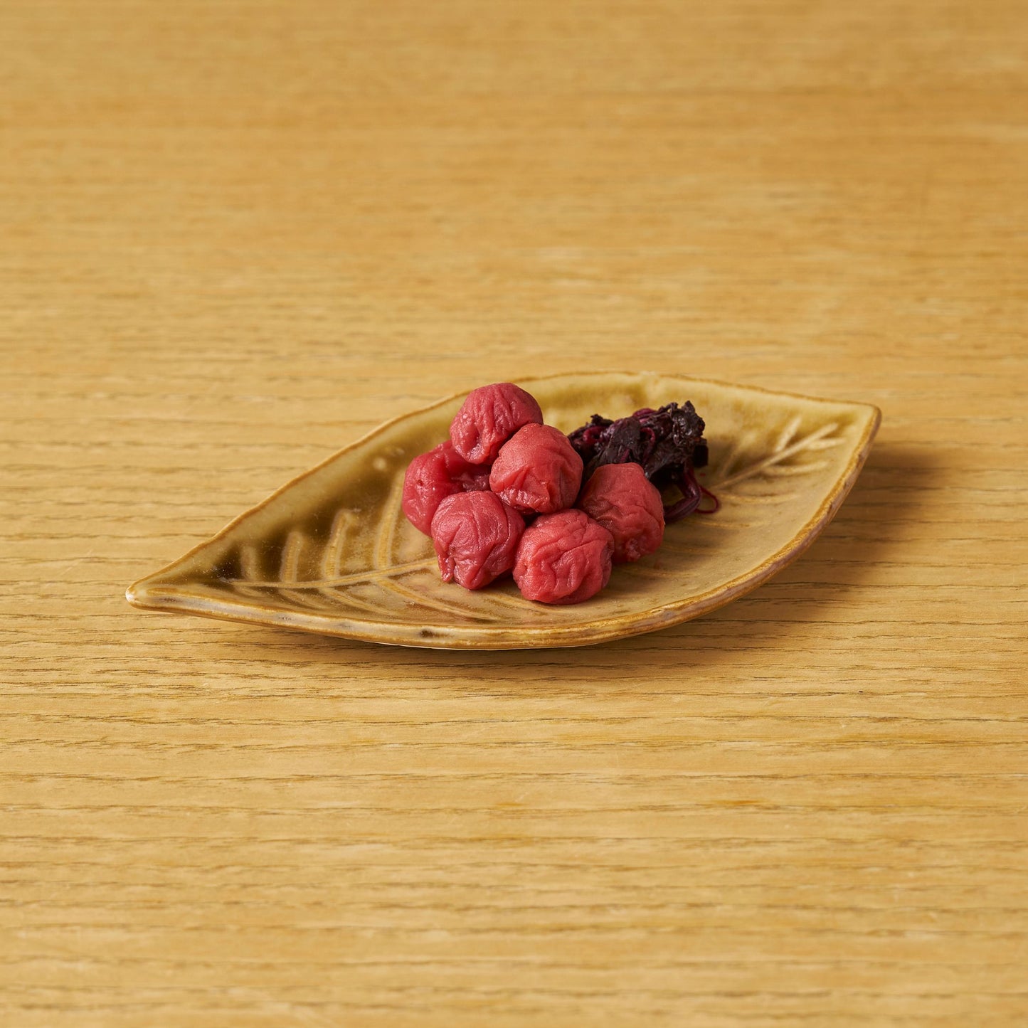 しそ漬　おにぎり小梅干　200g